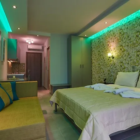 Grey House Nikiti (Sithonia)